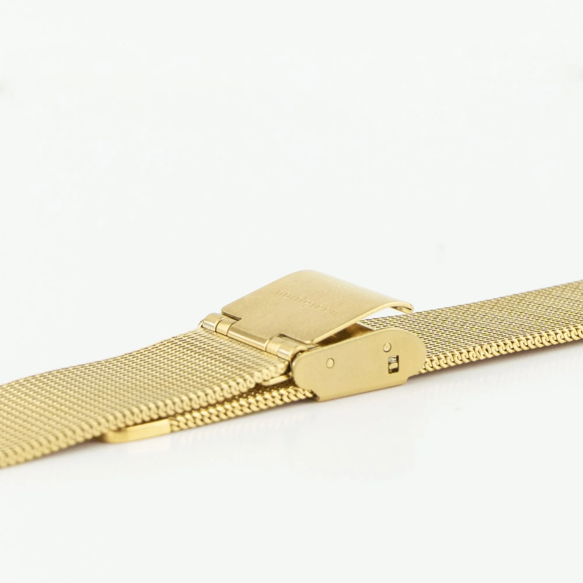 Native | White Dial - Mesh